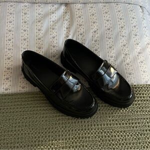 Old Navy | Faux-Leather Chunky Heel Loafers